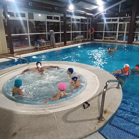 Estudio Arttyco Con Piscina Y Jacuzzi Apartamento Sierra Nevada